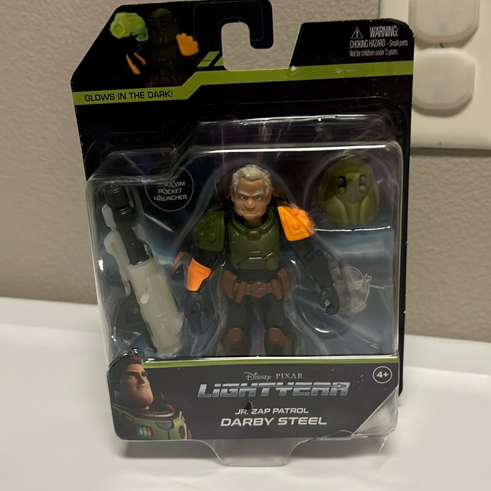 New Disney PIXAR Lightyear Jr. Zap Patrol Darby Steel‎ Glows in the Dark